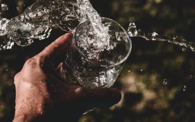 6 λόγοι για να πίνουμε νερό